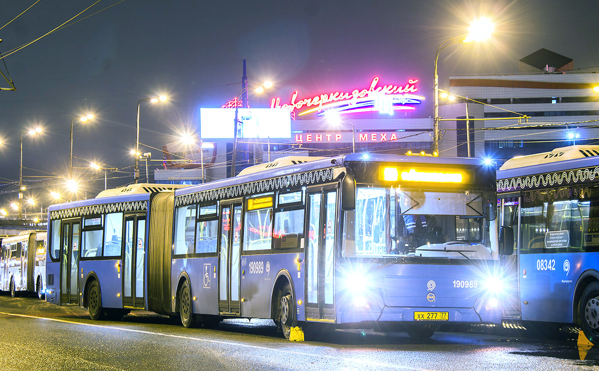 Moskau, LiAZ-6213.65 Nr. 190989