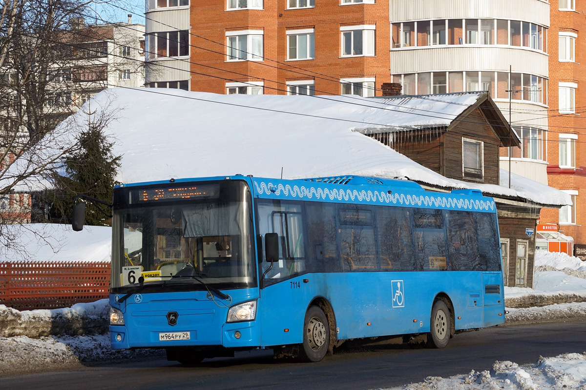 Архангельская область, ЛиАЗ-4292.60 (1-2-1) № 7114