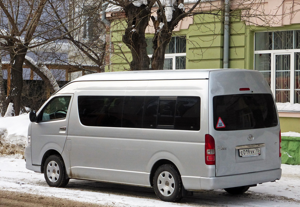 Томская область, Toyota HiAce KDH223L № Е 019 ХК 70