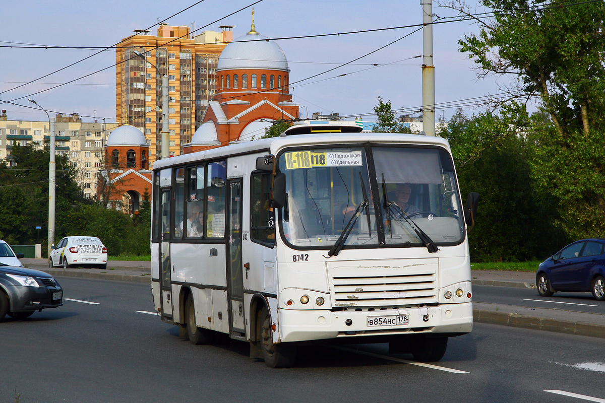 Санкт-Петербург, ПАЗ-320402-05 № 8742