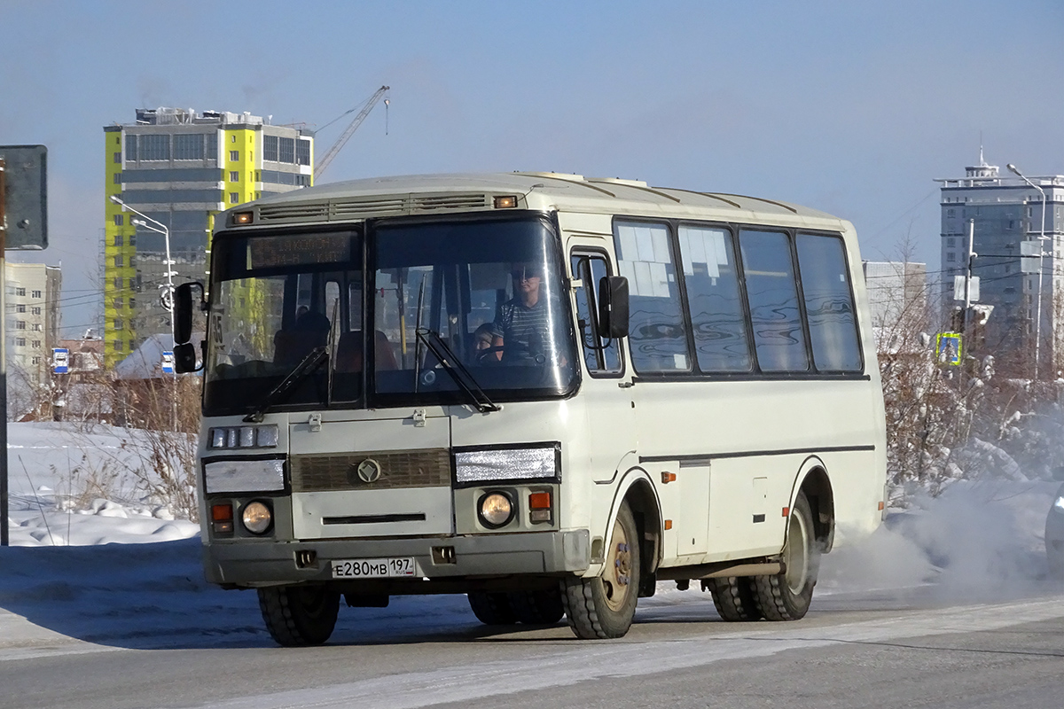 Саха (Якутия), ПАЗ-32053 № Е 280 МВ 197