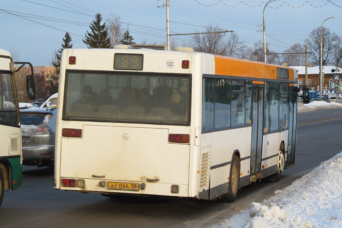 Пензенская область, Mercedes-Benz O405N2 № АХ 044 58