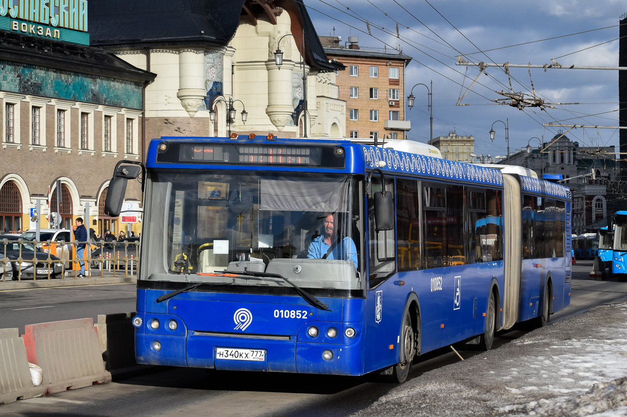 Москва, ЛиАЗ-6213.22 № 010852