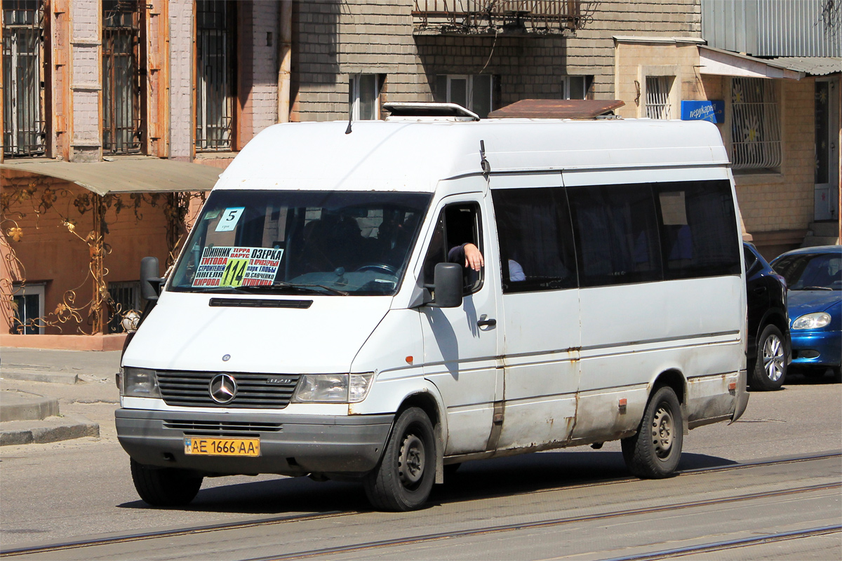 Днепрапятроўская вобласць, Mercedes-Benz Sprinter W903 312D № AE 1666 AA