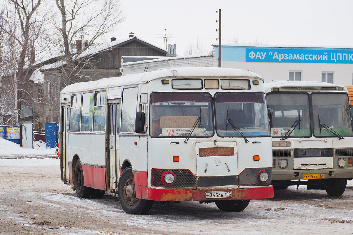 Nizhegorodskaya region, LiAZ-677M (BARZ) # М 345 АВ 152