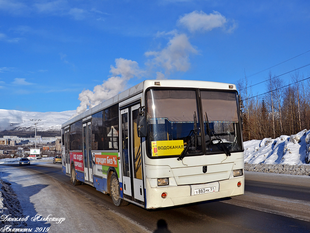 Murmansk region, NefAZ-5299-20-15 Nr. Х 883 МК 51