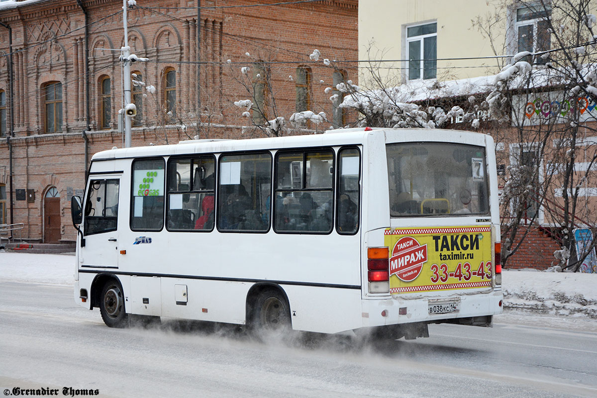 Саха (Якутия), ПАЗ-320302-08 № В 038 КС 14