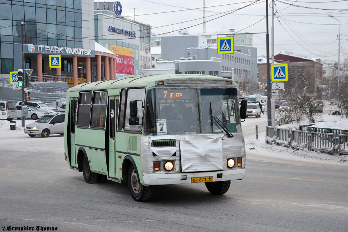 Sacha (Jakutsko), PAZ-32054 č. КК 671 14