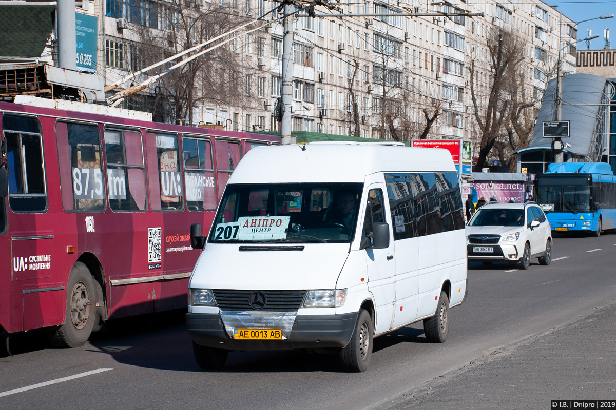 Днепропетровская область, Mercedes-Benz Sprinter W903 310D № AE 0013 AB