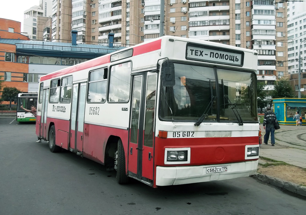 Москва, Mercedes-Benz O325 № 05602