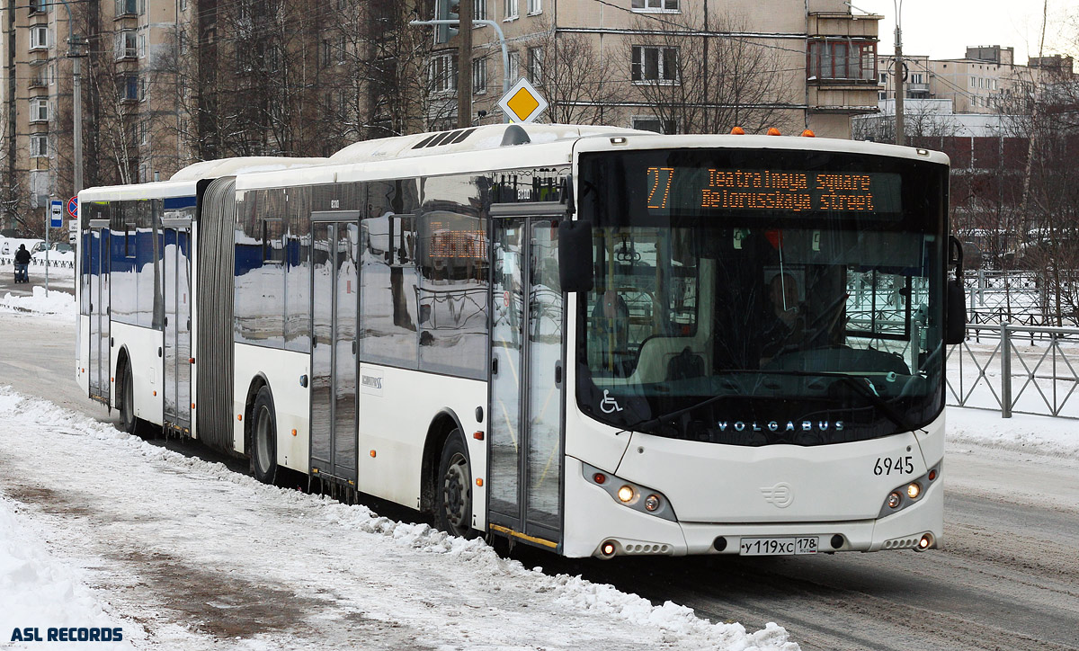 Szentpétervár, Volgabus-6271.05 sz.: 6945