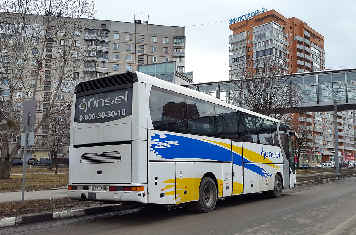 Киев, MAN A13 S2000 № AA 0132 IH