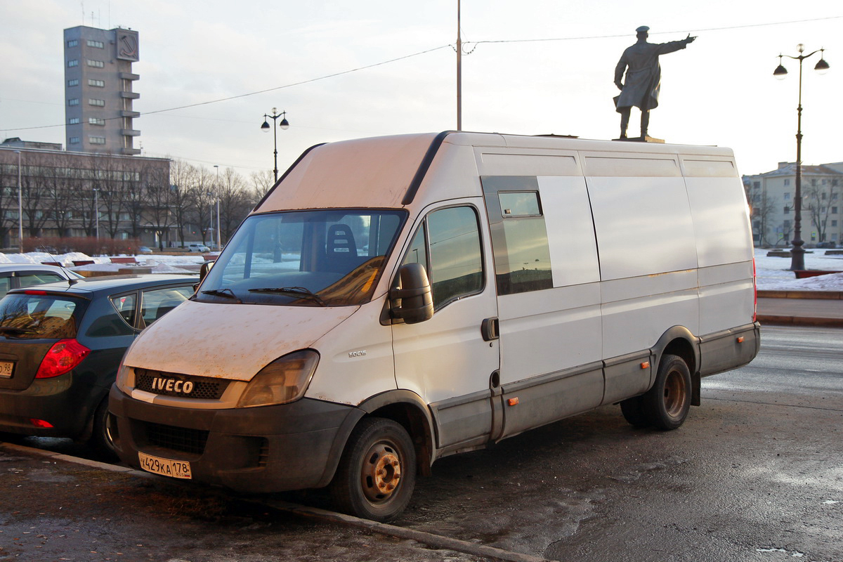 Санкт-Петербург, Нижегородец-2227UT (IVECO Daily) № Х 429 КА 178