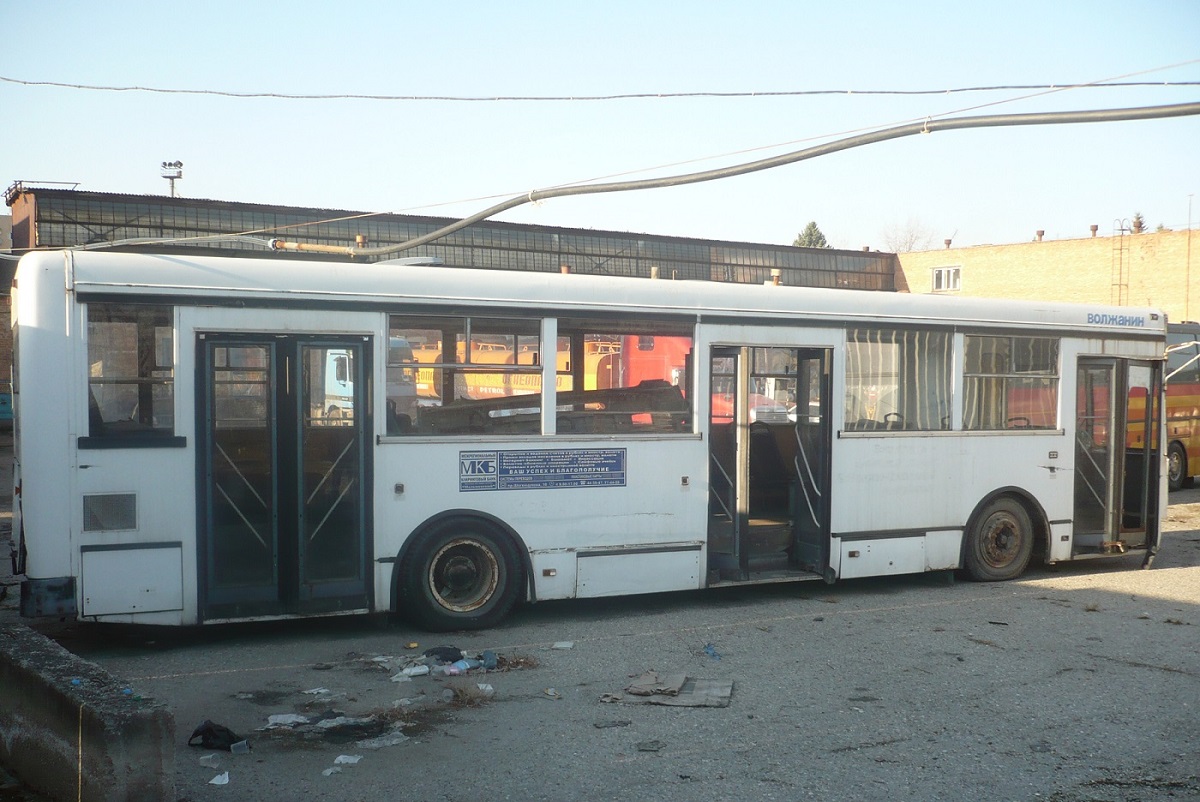 Кабардино-Балкария, Волжанин-5270-10-02 № АЕ 907 07