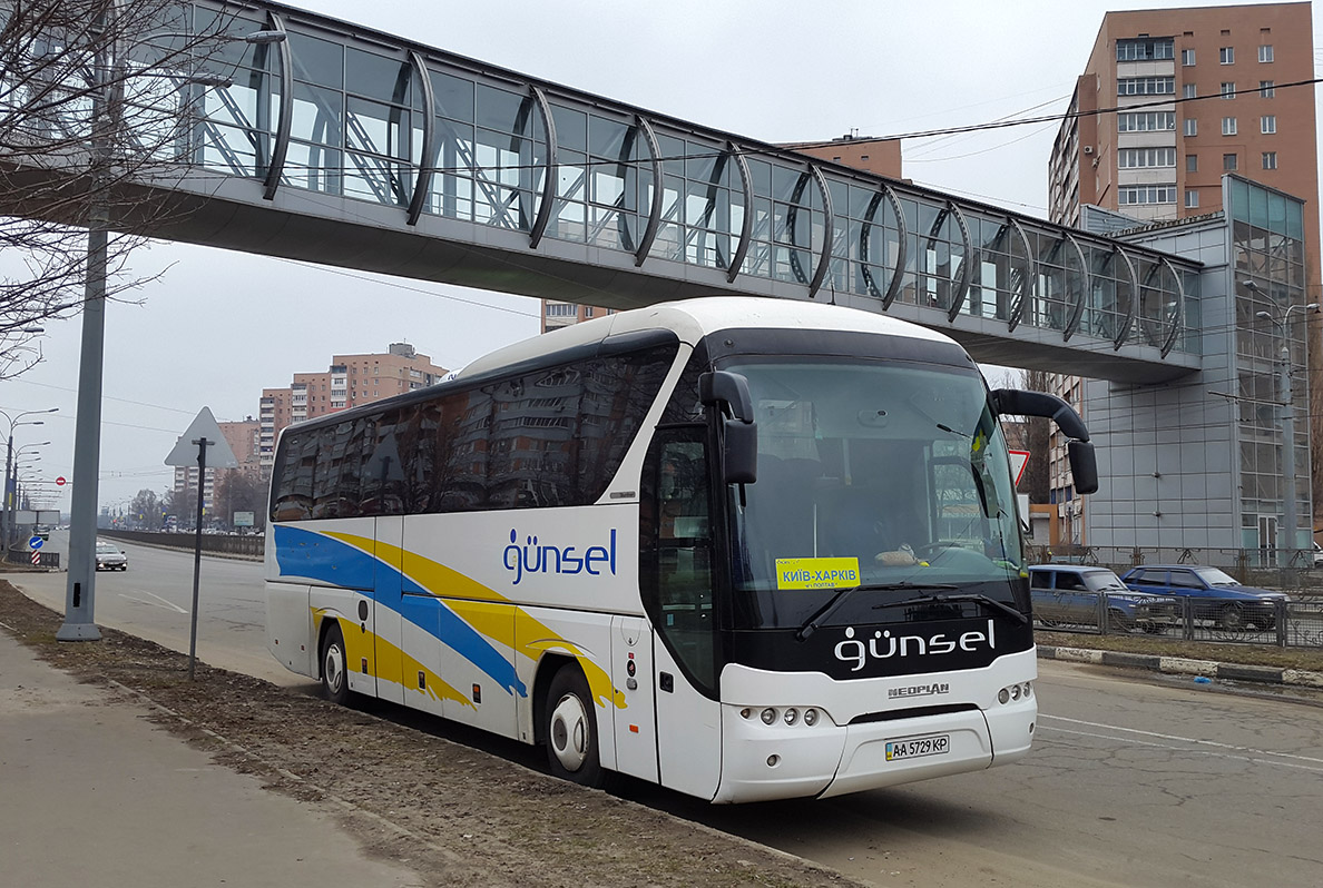 Киев, Neoplan P21 N2216SHD Tourliner SHD № AA 5729 KP