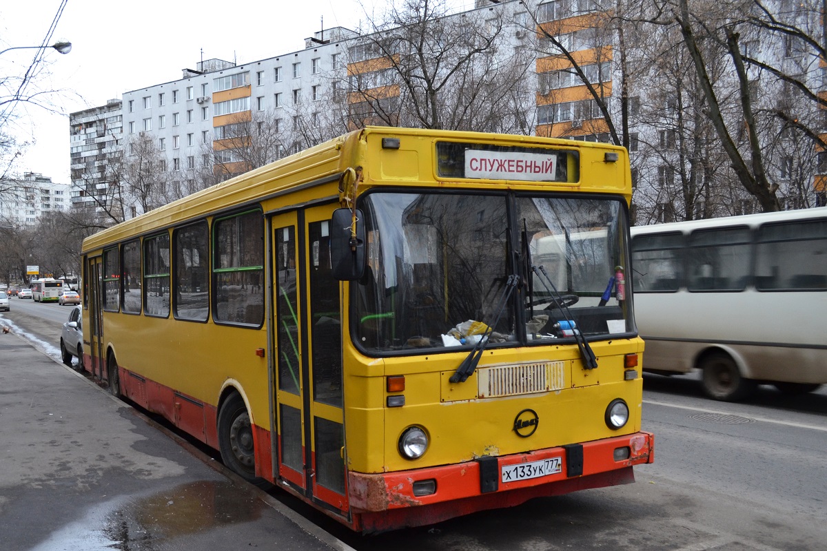 Μόσχα, LiAZ-5256.25-11 # Х 133 УК 777