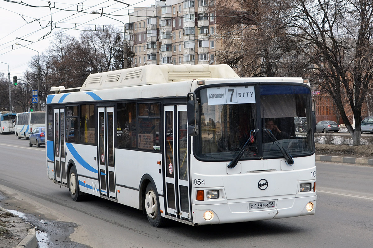 Belgorod region, LiAZ-5256.57 č. О 138 ММ 58