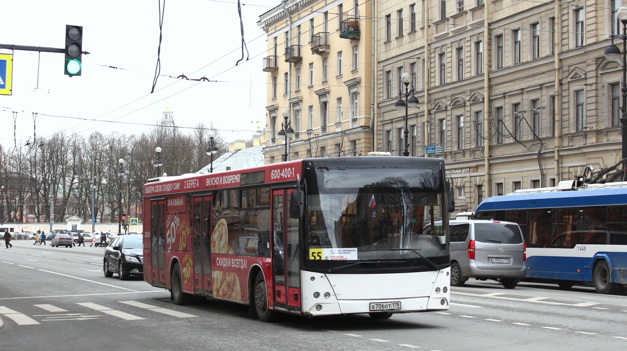 Санкт-Петербург, МАЗ-203.069 № 03077