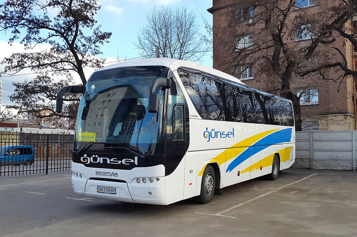 Киев, Neoplan P21 N2216SHD Tourliner SHD № AA 5728 KP