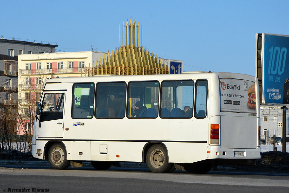 Саха (Якутия), ПАЗ-320302-08 № Т 020 КЕ 14