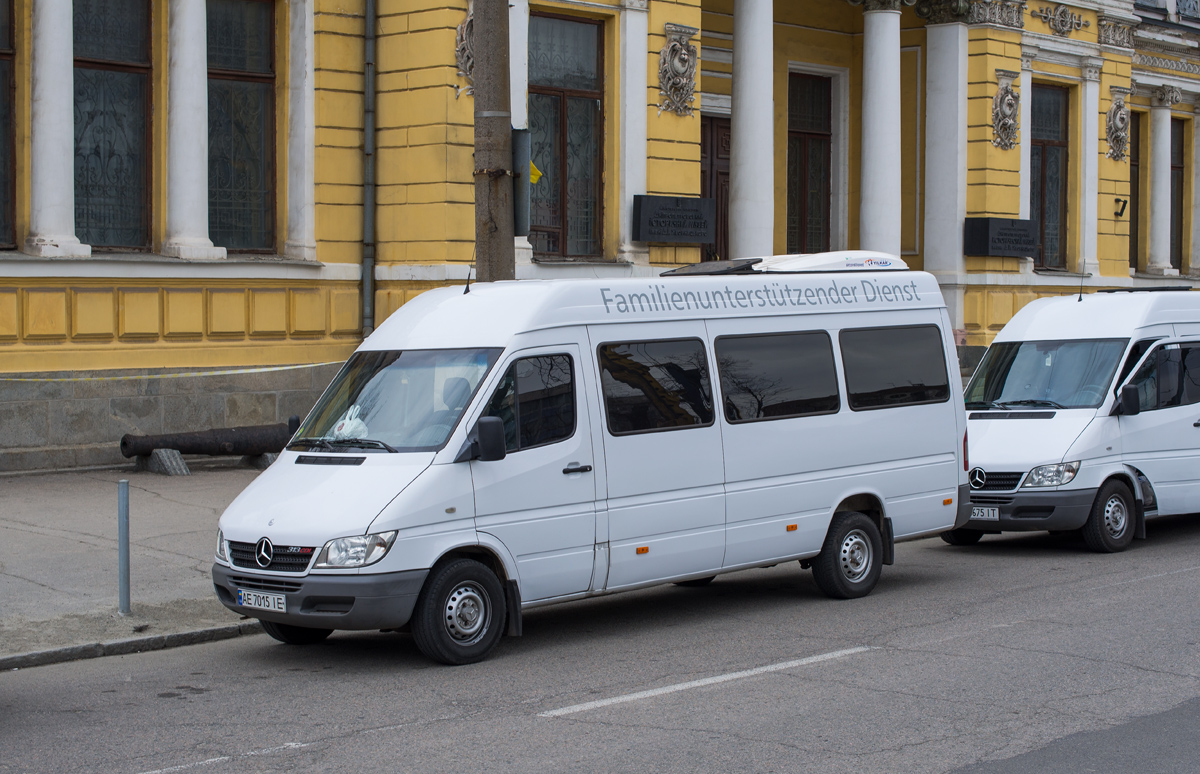 Днепропетровская область, Mercedes-Benz Sprinter W903 313CDI № AE 7015 IE