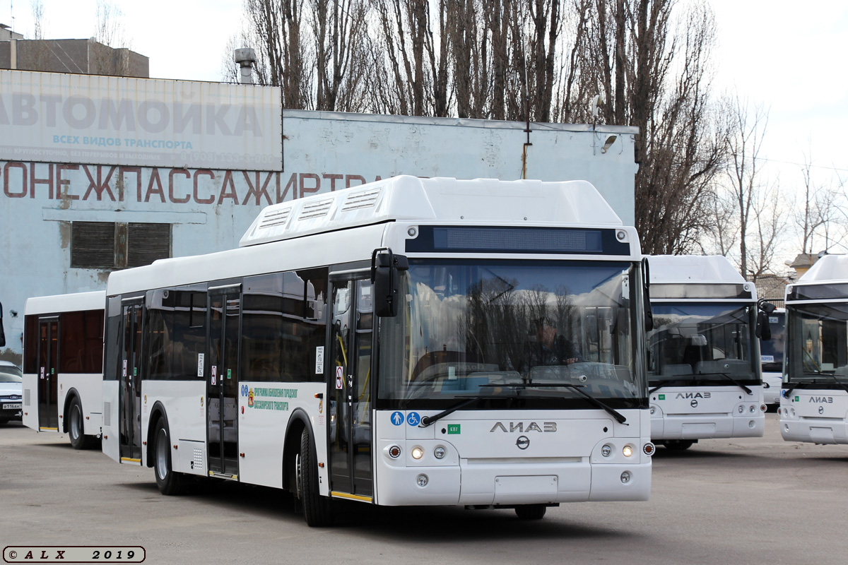 Воронежская область, ЛиАЗ-5292.67 (CNG) № Е 344 ВН 136; Воронежская область — Новые автобусы