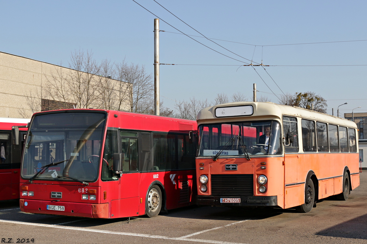 Литва, Van Hool A300 № 682; Литва, Van Hool AU124 № 032; Литва — Поездка любителей ОТ 05.04.2019 на VanHool AU124 #032