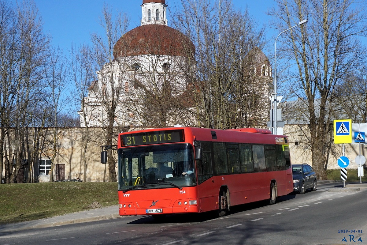 Литва, Volvo 7700 № 754