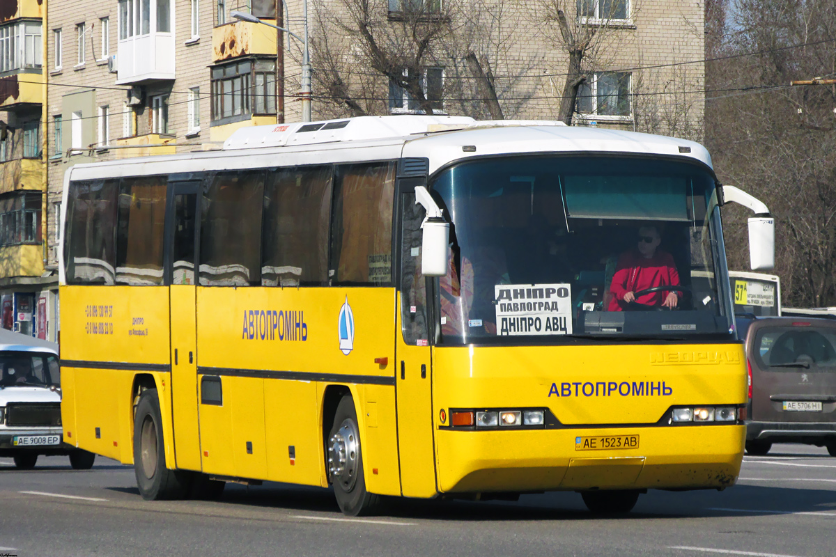 Днепропетровская область, Neoplan N316K Transliner № AE 1523 AB