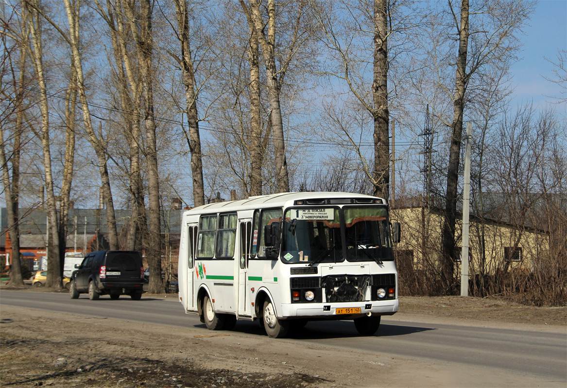 Кемеровская область - Кузбасс, ПАЗ-32053 № 521