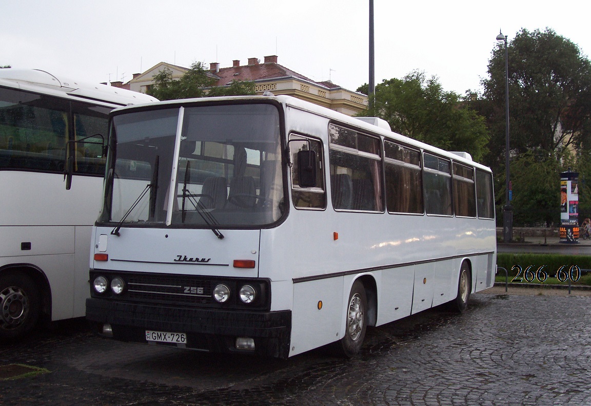 Maďarsko, Ikarus 256.50E č. GMX-726