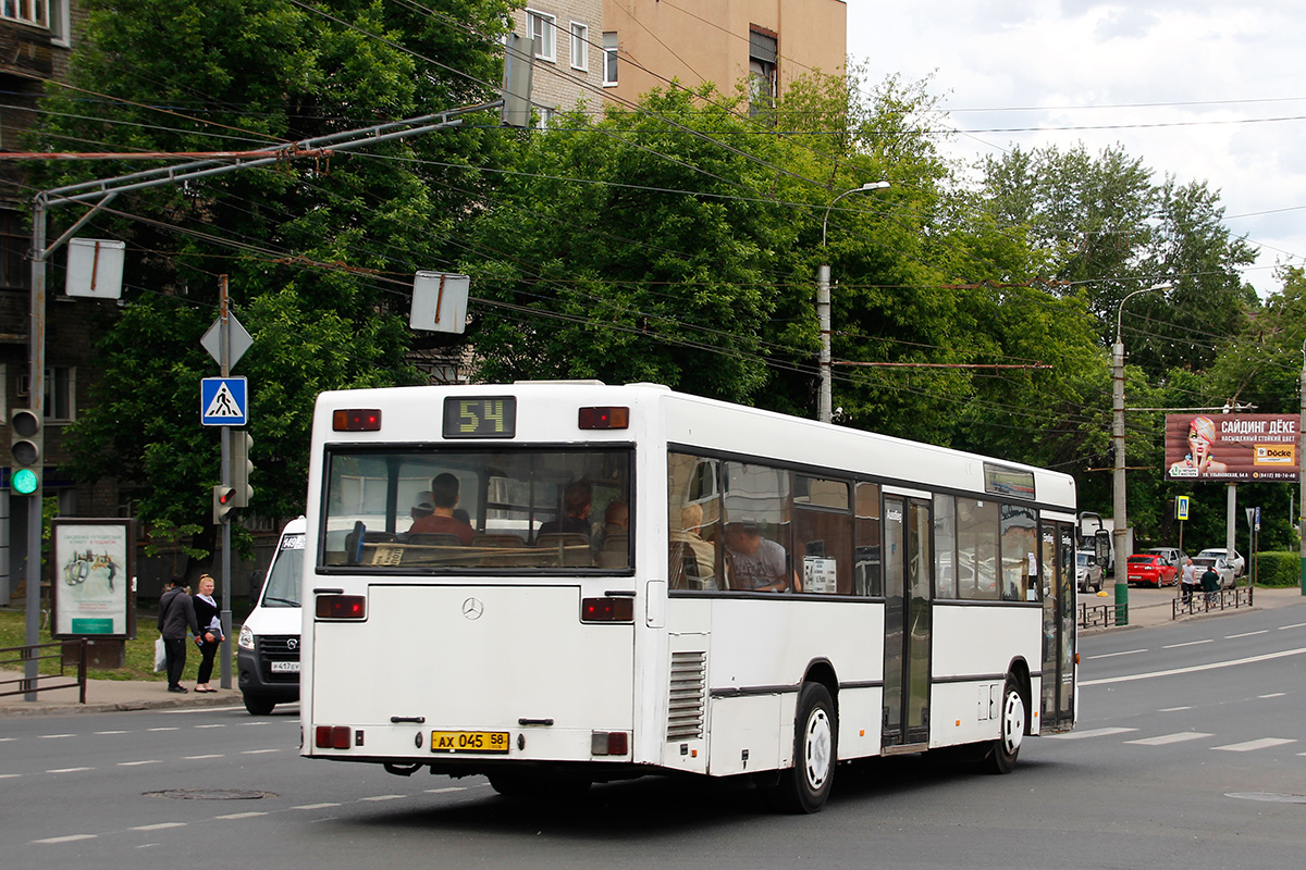 Пензенская область, Mercedes-Benz O405N № АХ 045 58