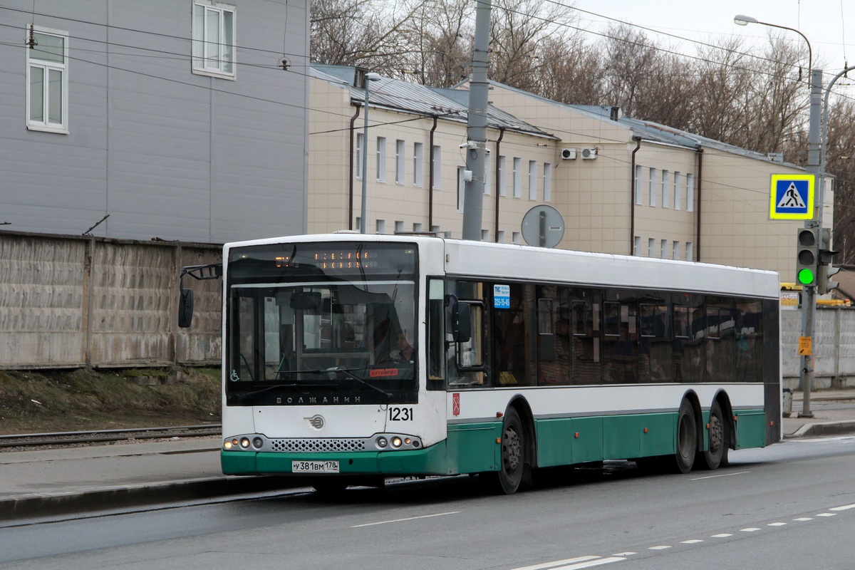 Санкт-Петербург, Волжанин-6270.06 