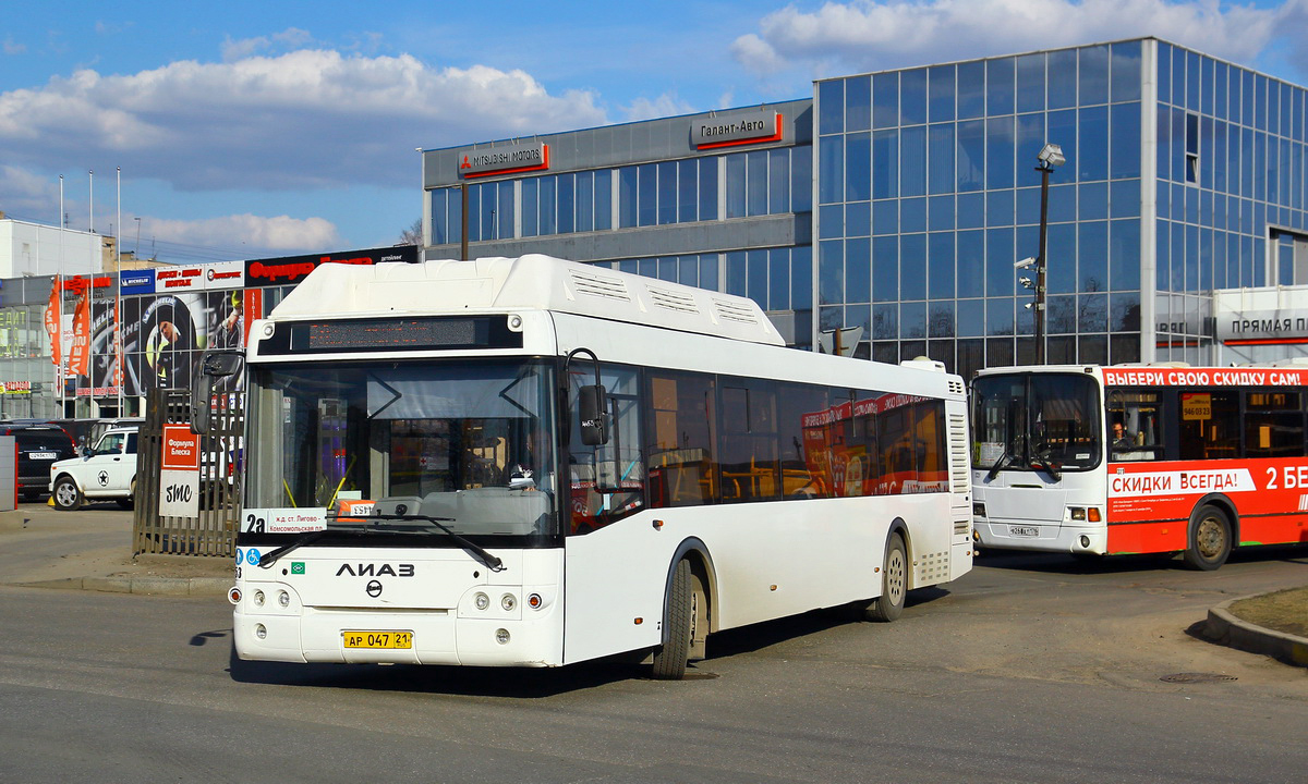 Petrohrad, LiAZ-5292.67 (CNG) č. 4453