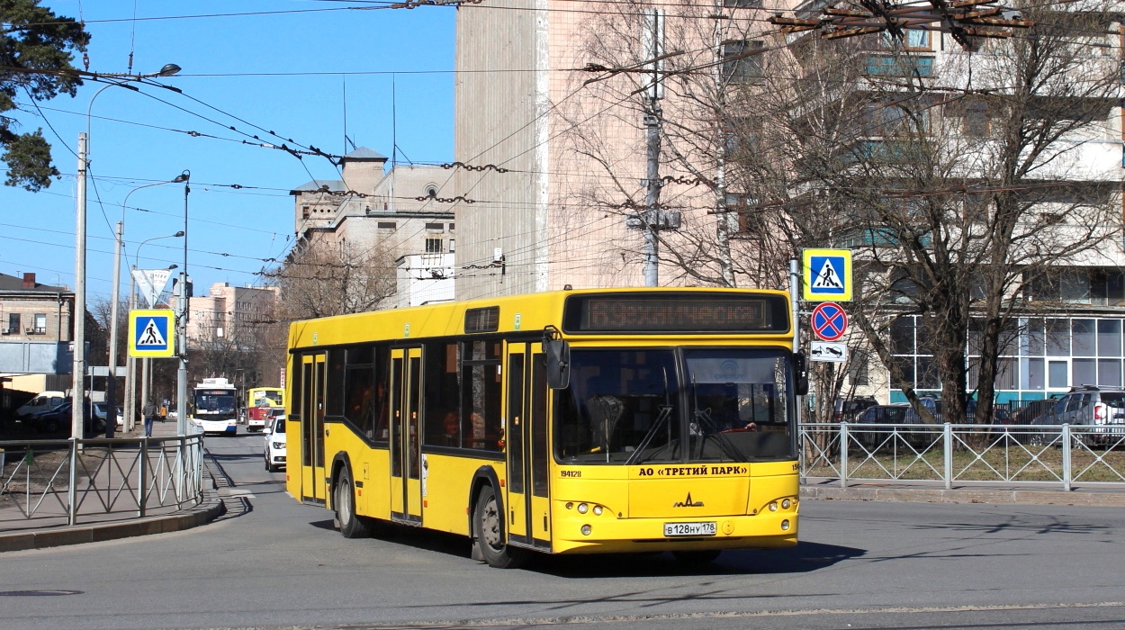 Санкт-Петербург, МАЗ-103.468 № В 128 НУ 178