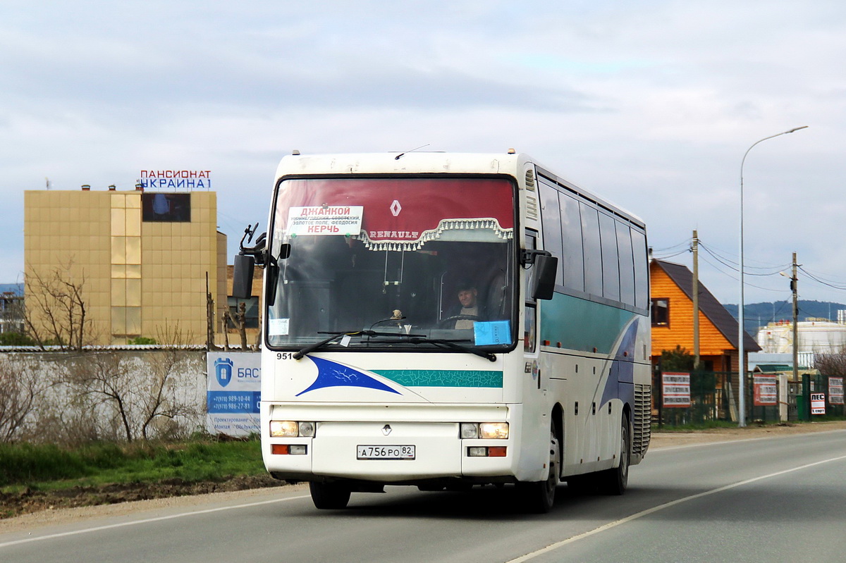 Республика Крым, Renault FR1 GTX № А 756 РО 82 — Фото — Автобусный транспорт