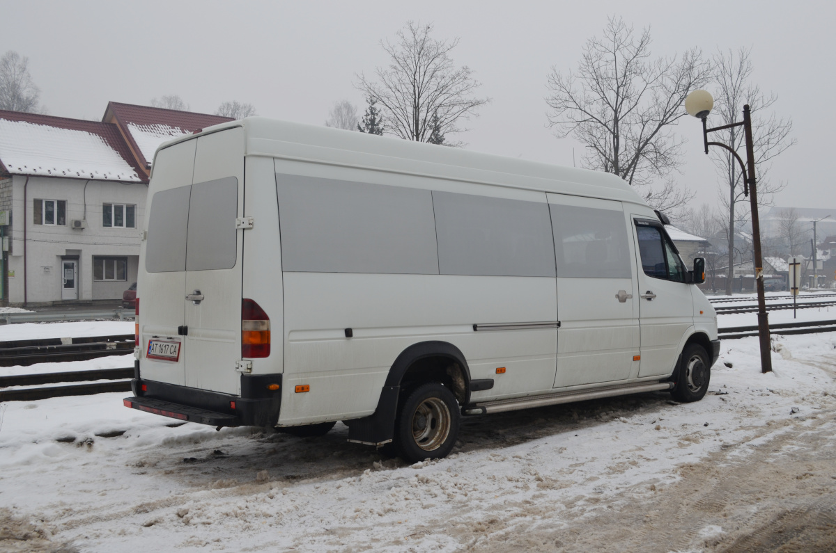 Ивано-Франковская область, Mercedes-Benz Sprinter W904 412D № AT 1617 CA