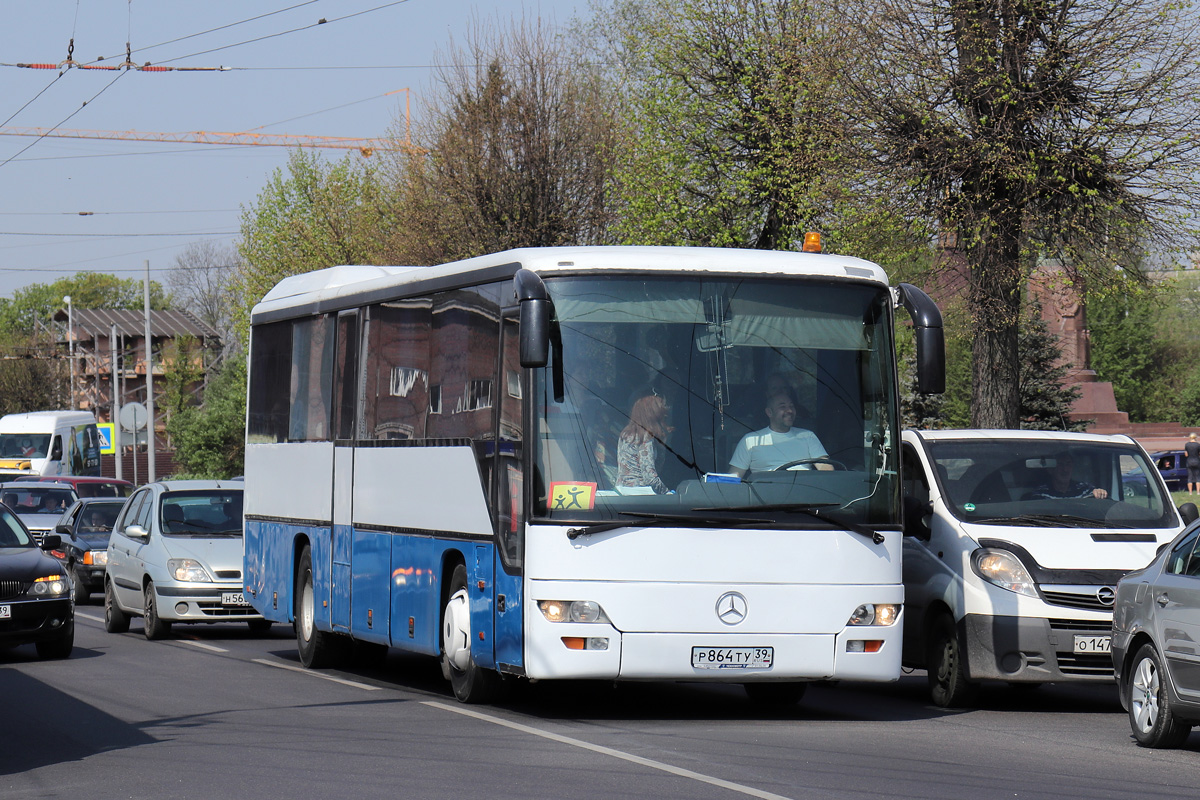 Калининградская область, Mercedes-Benz O560 Intouro RH № Р 864 ТУ 39