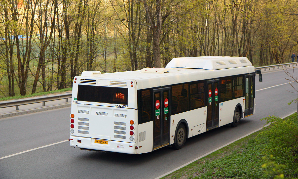 Szentpétervár, LiAZ-5292.67 (CNG) sz.: 4450