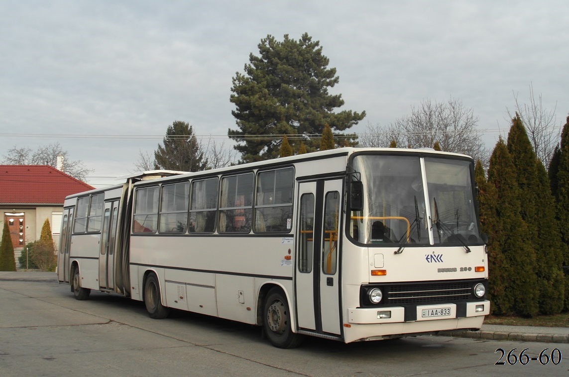 Венгрия, Ikarus 280.30M № IAA-833