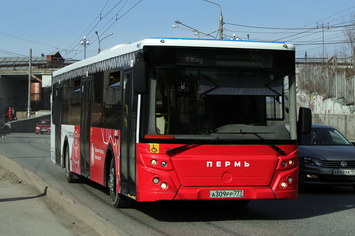 Perm region, LiAZ-5292.22 (2-2-2) Nr. А 309 РР 777