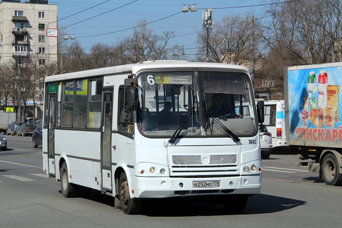 Санкт-Петербург, ПАЗ-320412-05 № 7642