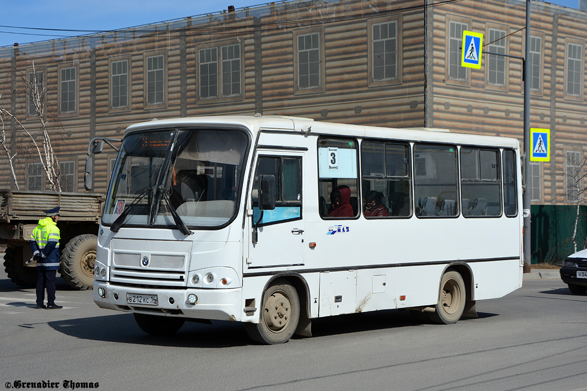 Саха (Якутия), ПАЗ-320302-08 № В 212 КС 14