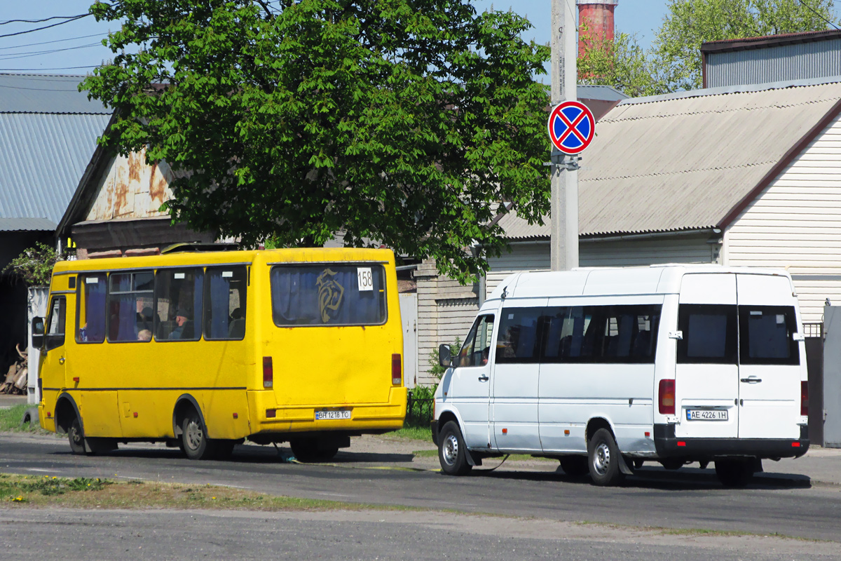 Днепропетровская область, БАЗ-А079.14 "Подснежник" № 4341; Днепропетровская область, Volkswagen LT35 № 4542