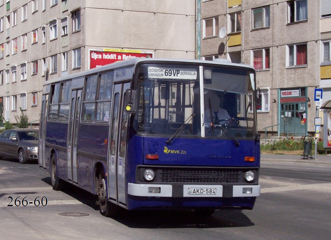 Венгрия, Ikarus 260.03 № 584