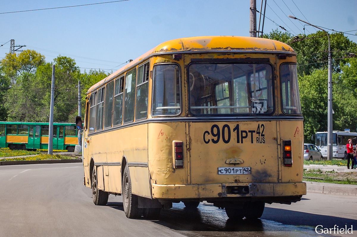 Кемеровская область - Кузбасс, ЛиАЗ-677М № 1015