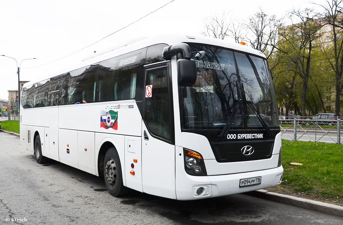 Татарстан, Hyundai Universe Space Luxury № Р 094 РР 116