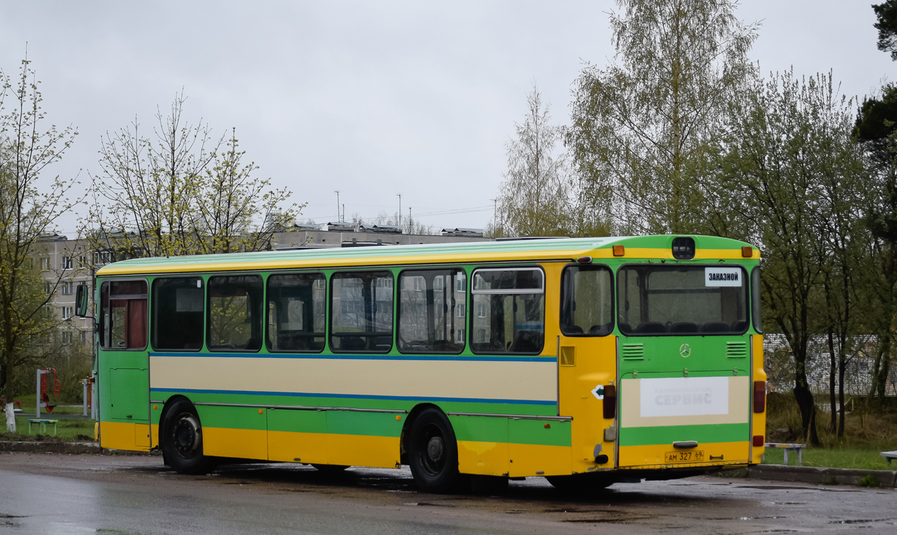 Тверская область, Mercedes-Benz O305 № АМ 327 69