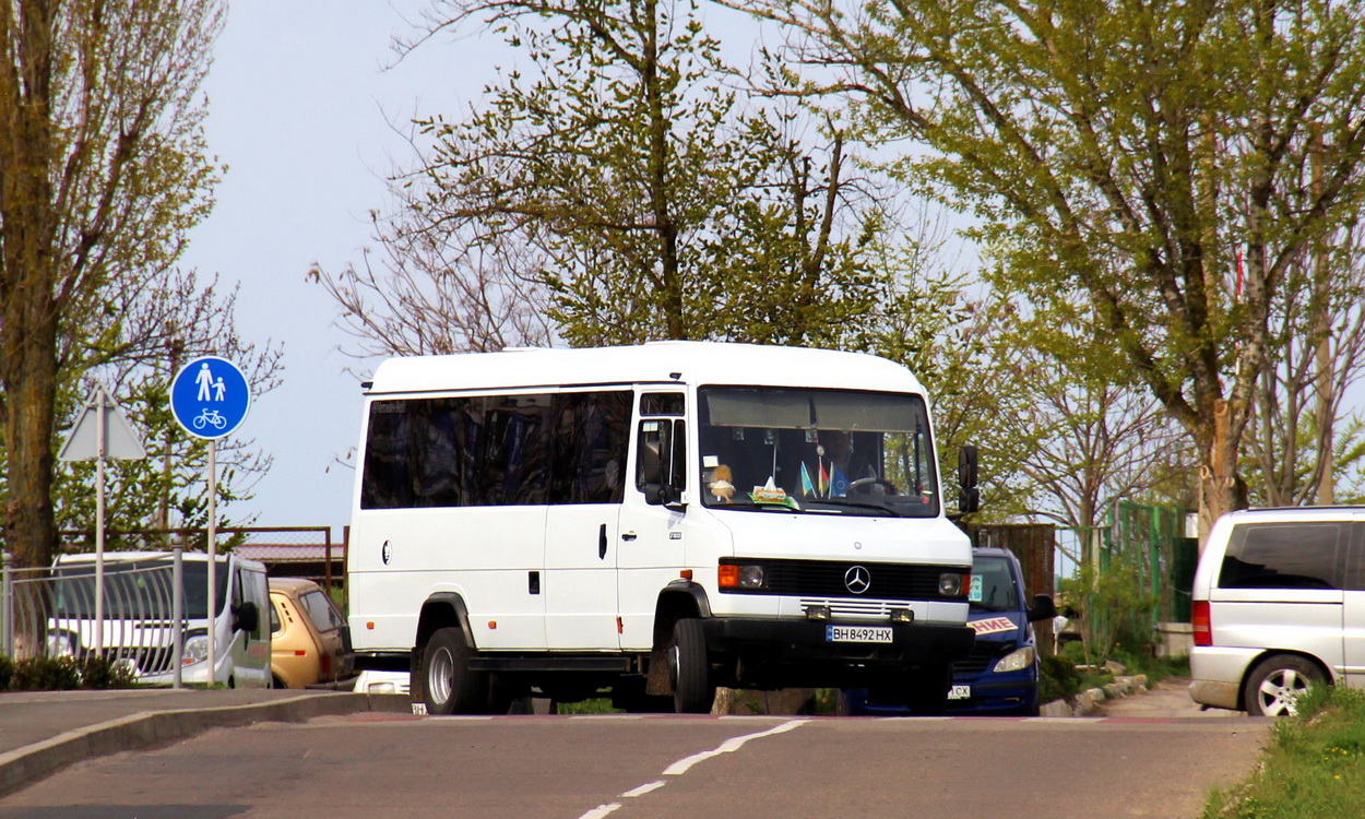 Одесская область, Mercedes-Benz T2 711D № BH 8492 HX