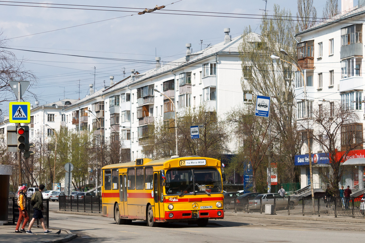 Свердловская область, Mercedes-Benz O305 № Х 328 ВС 96